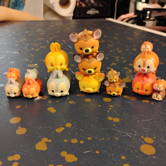 Assorted Disney "Bambi" Tsum Tsum stackable figurines. - Picture 2 of 3